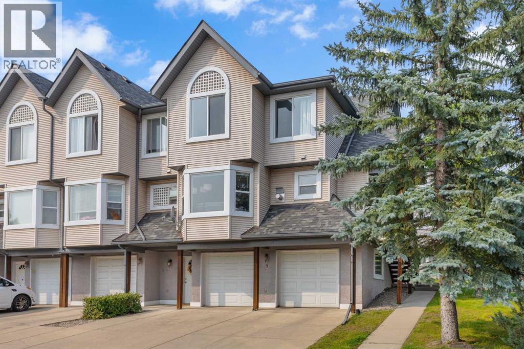 Photo 34 of 9 Sandarac Way Nw, Calgary AB