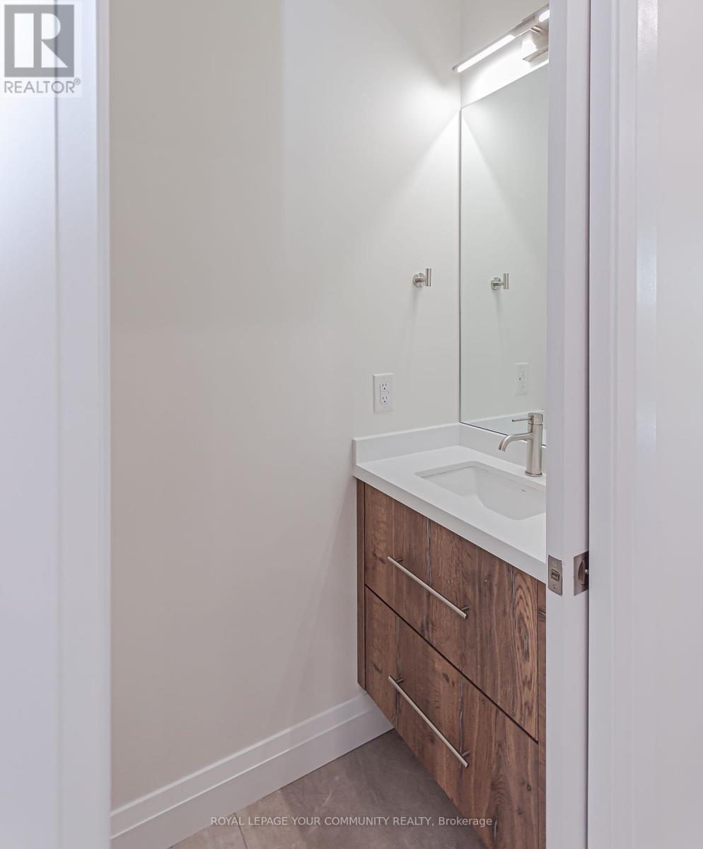 Photo 13 of 89 Gainsborough Road, Toronto ON