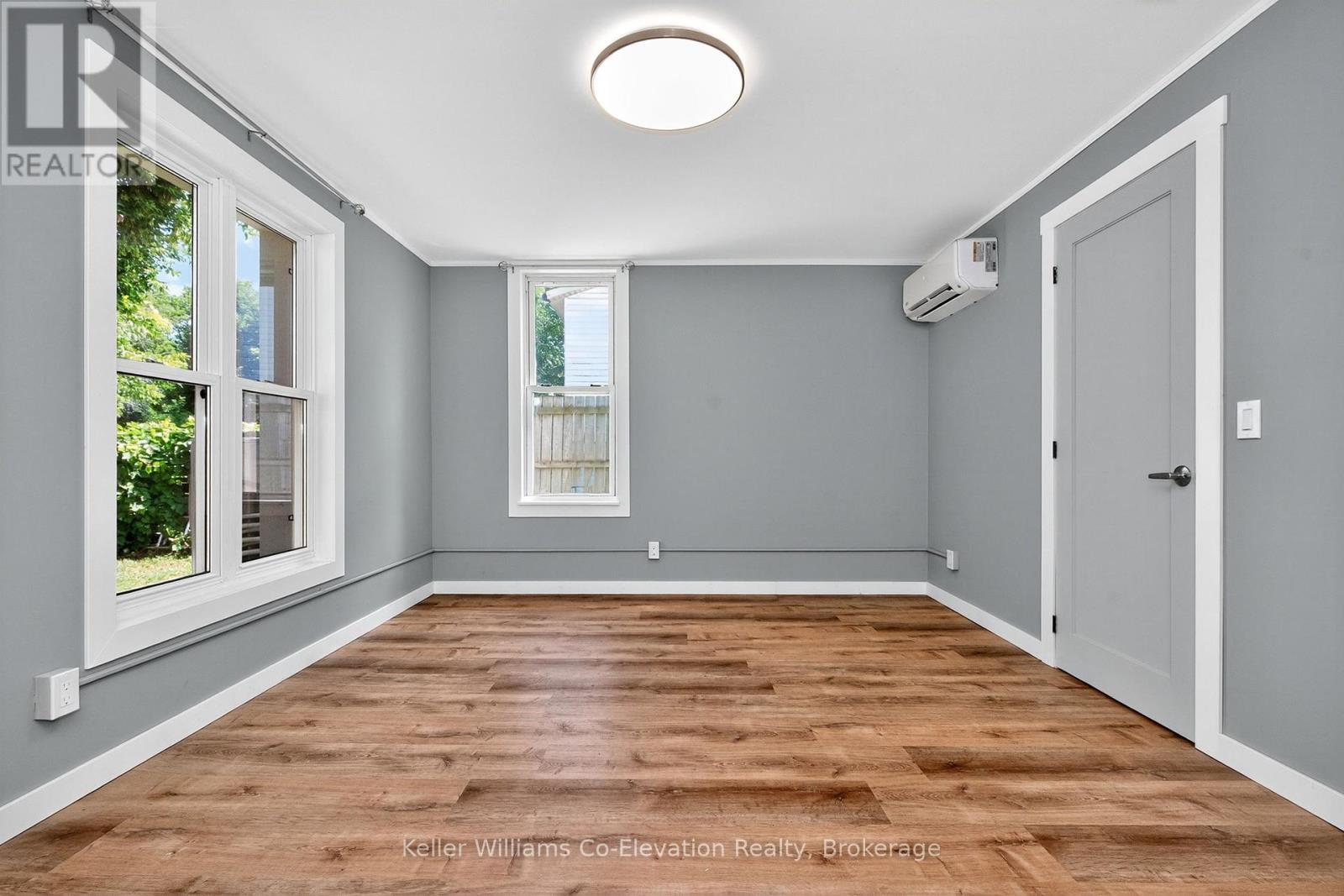 Photo 12 of 245 William Street, Midland ON