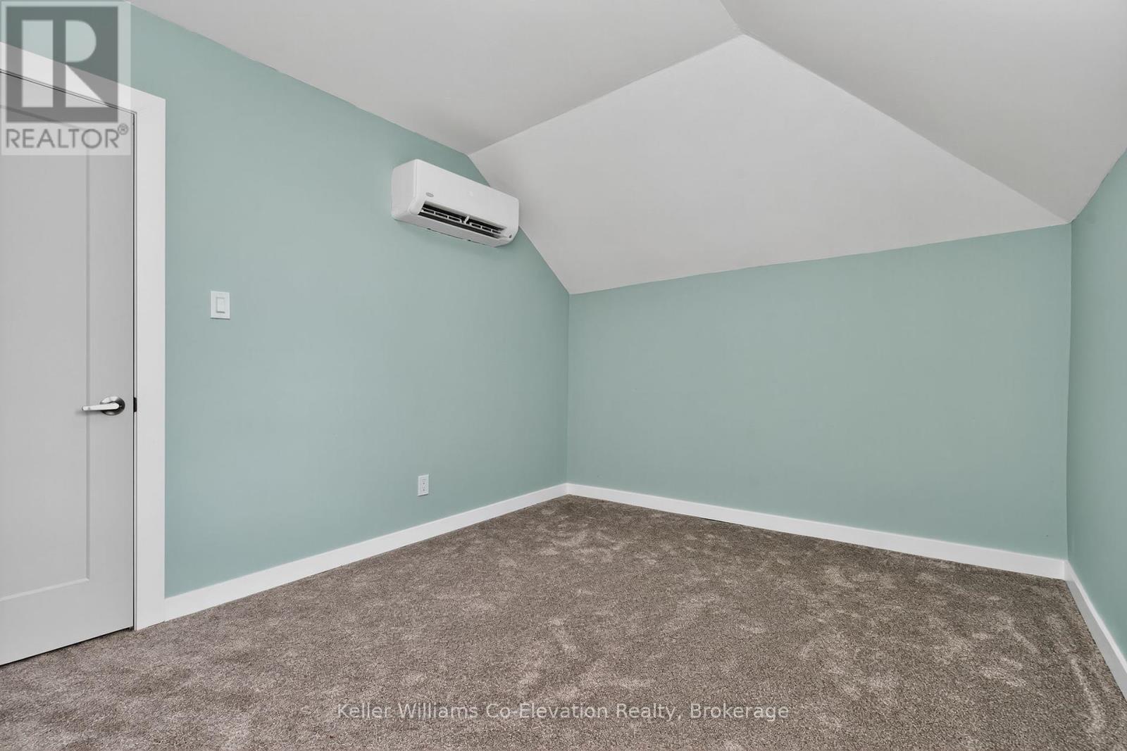 Photo 14 of 245 William Street, Midland ON