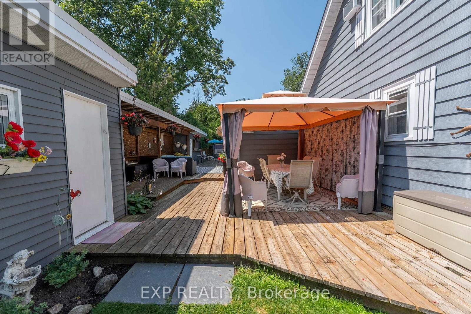 Photo 44 of 45 Westwind Circle, Georgina ON