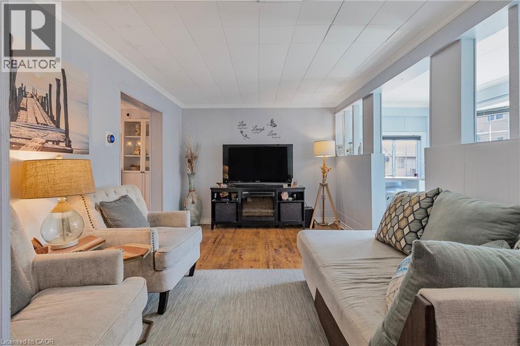 Photo 12 of 1 Mareve Avenue, Hamilton ON