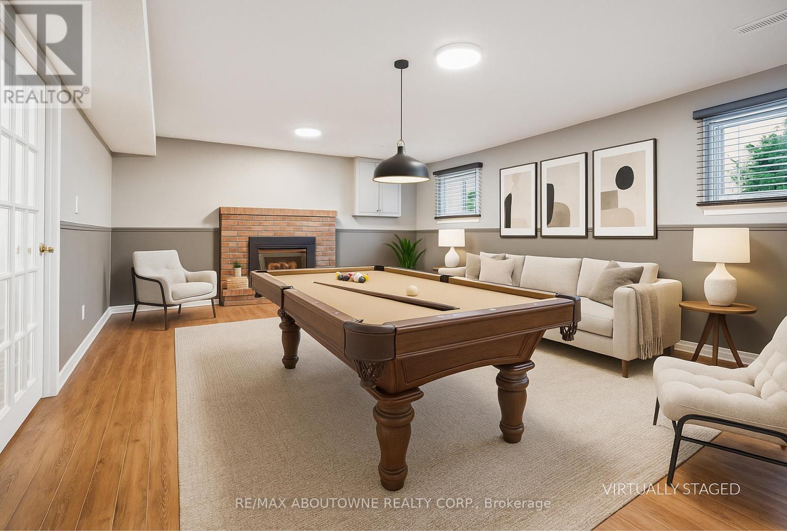 Photo 19 of 371 Park Road N, Grimsby ON