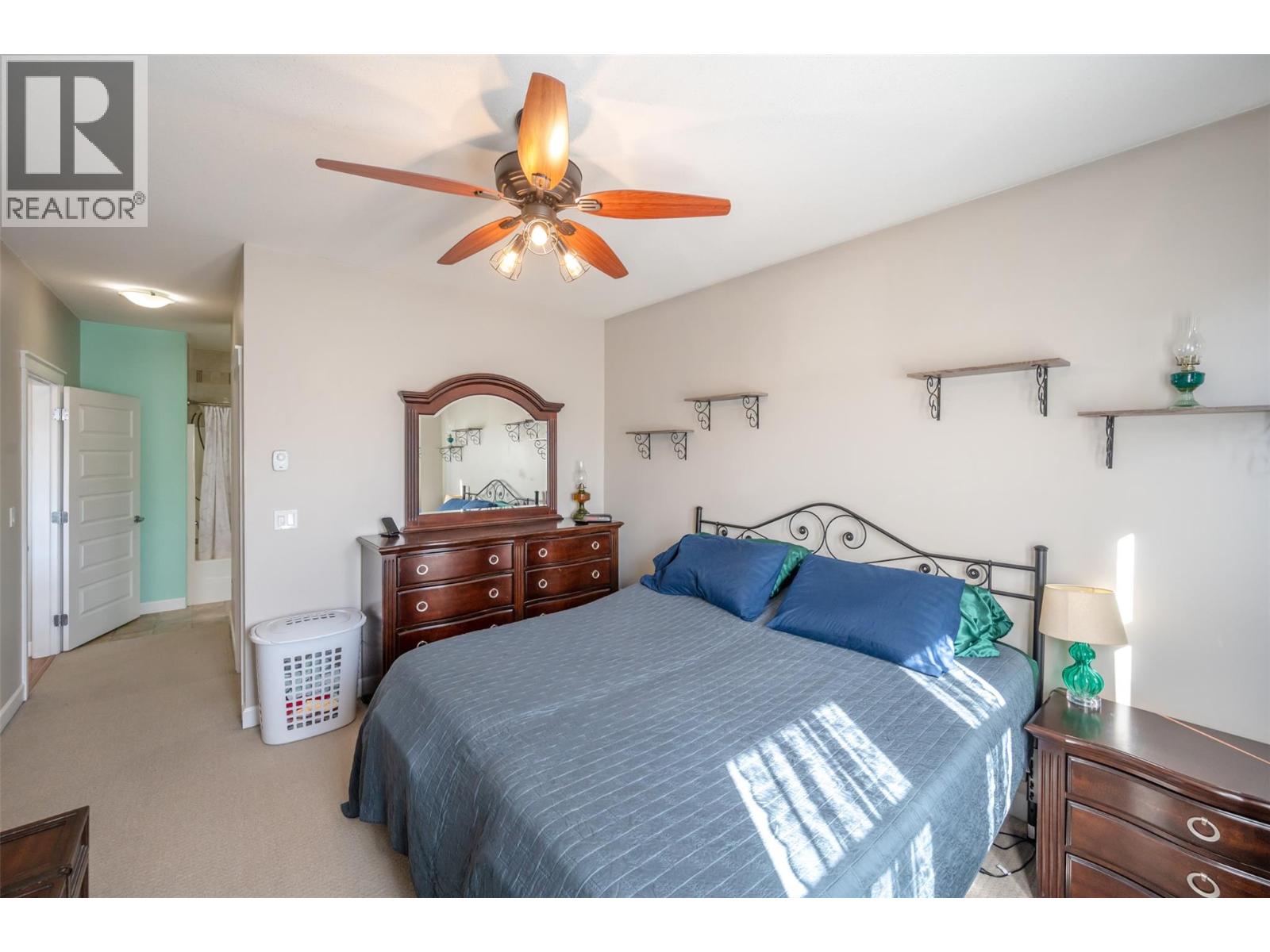 6865 Mountainview Drive, Oliver