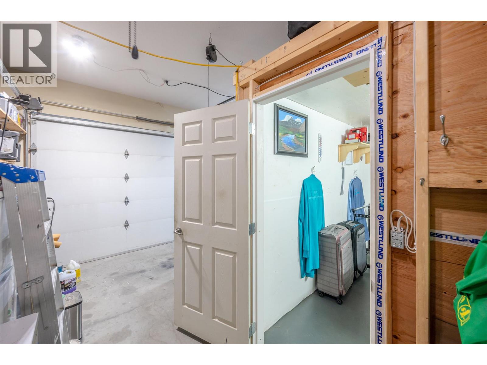 6865 Mountainview Drive, Oliver
