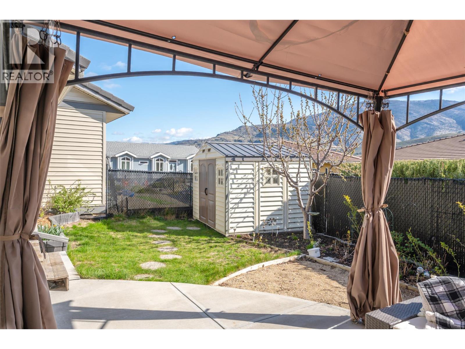6865 Mountainview Drive, Oliver