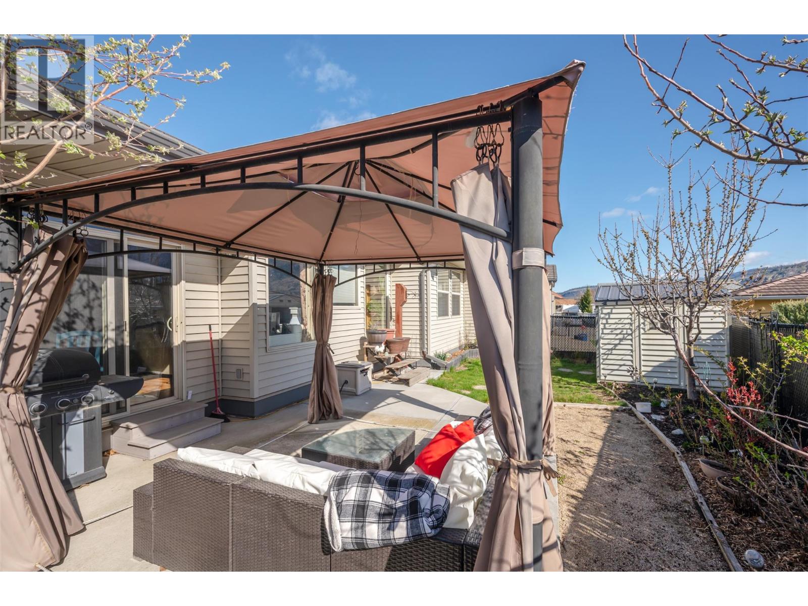 6865 Mountainview Drive, Oliver
