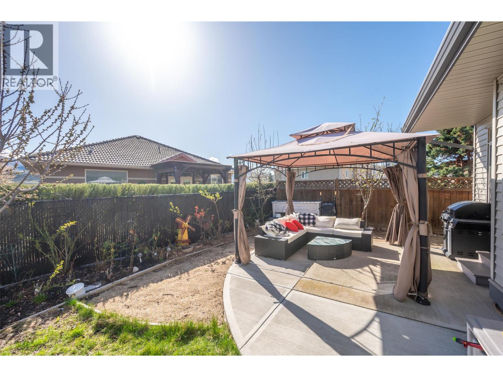 6865 Mountainview Drive, Oliver
