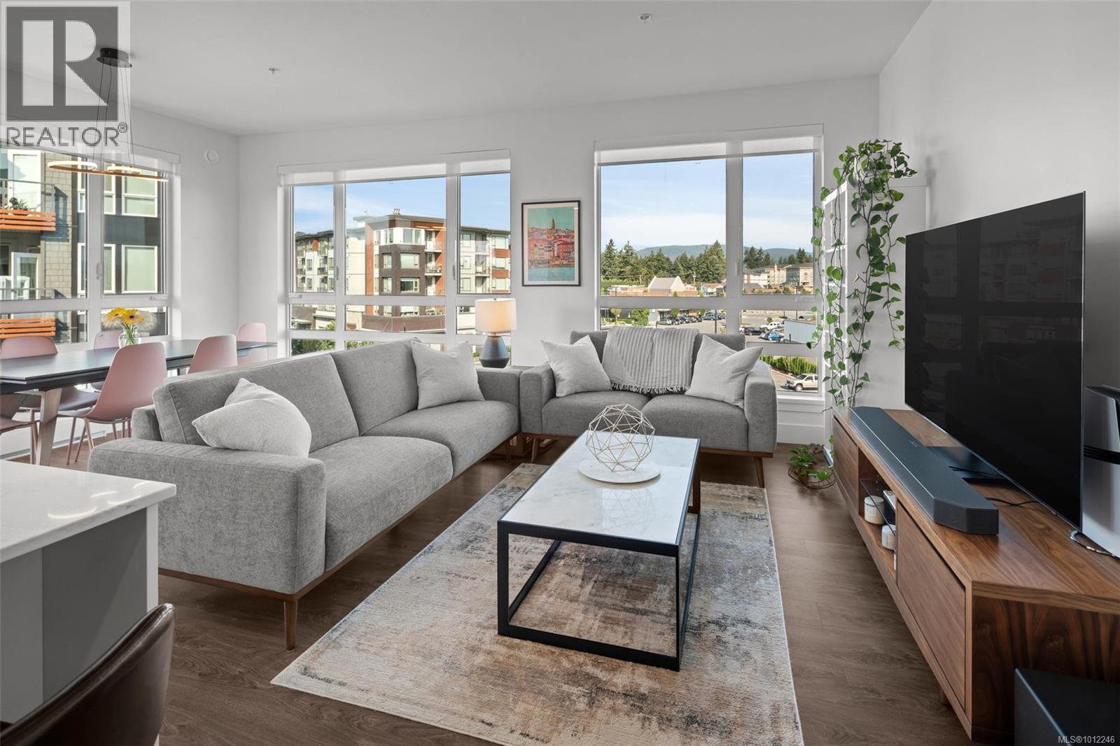 444 920 Reunion Avenue, Langford