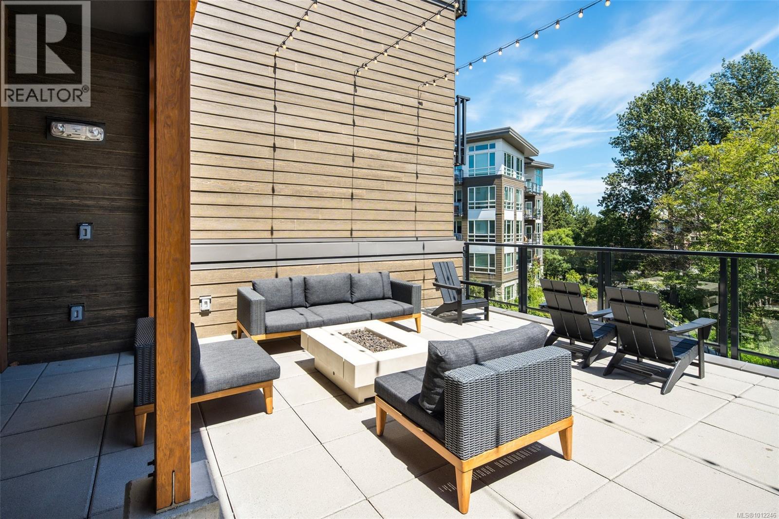 444 920 Reunion Avenue, Langford