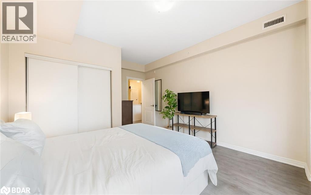 Photo 15 of 43 Ferndale Drive S Unit 209, Barrie ON