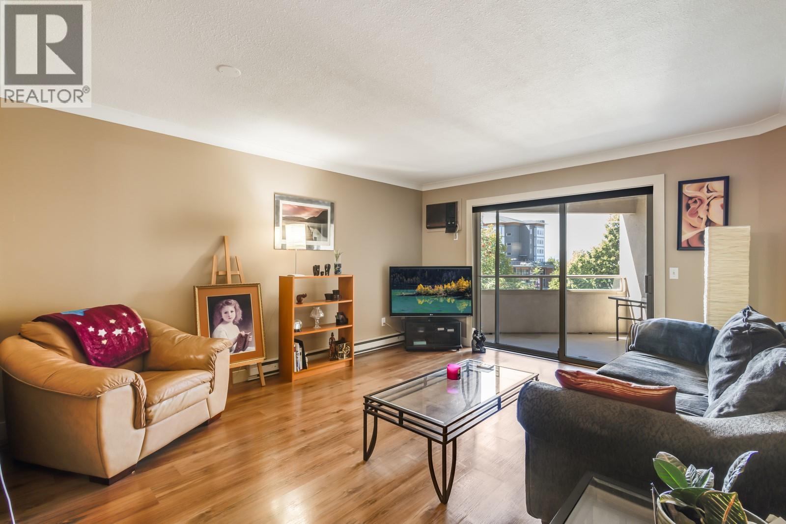 Photo 10 of 255 Aurora Crescent Unit 218, Kelowna BC