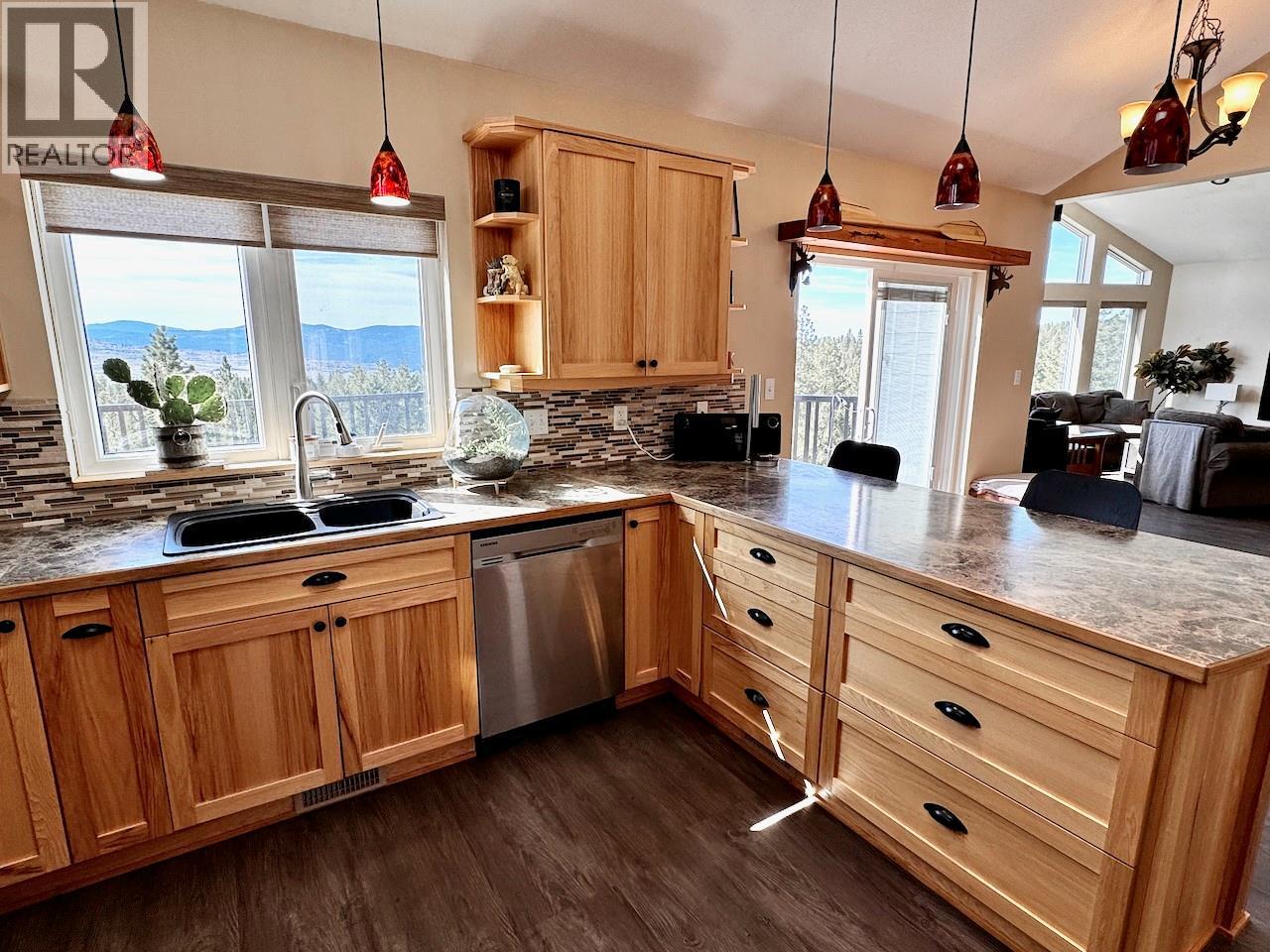  601 RAVEN HILL Road, Osoyoos