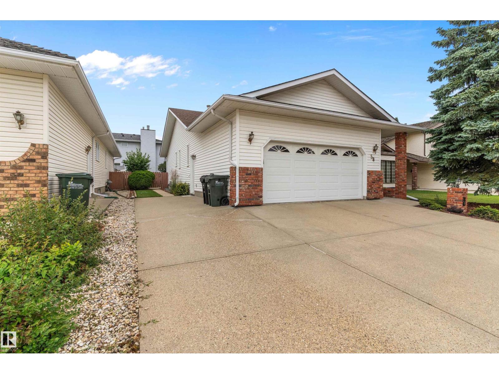 Photo 3 of 58 Nottingham Road, Sherwood Park AB