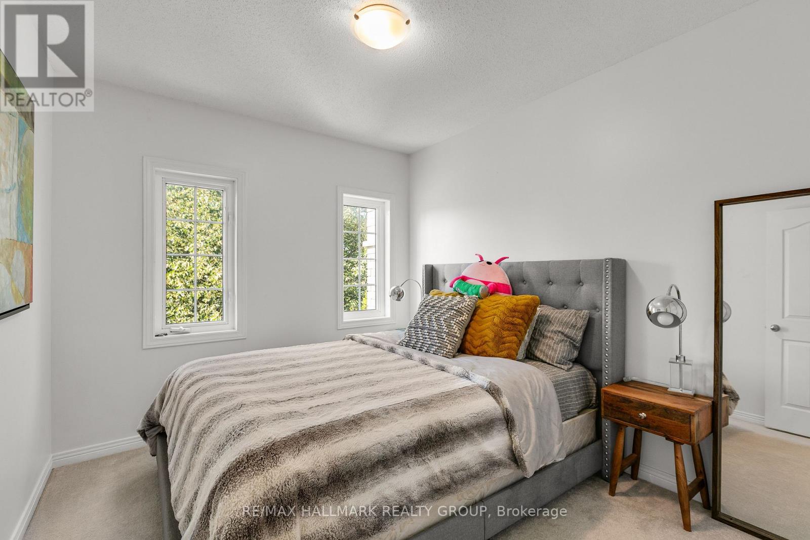Photo 22 of 31 Saddlesmith Circle, Ottawa ON