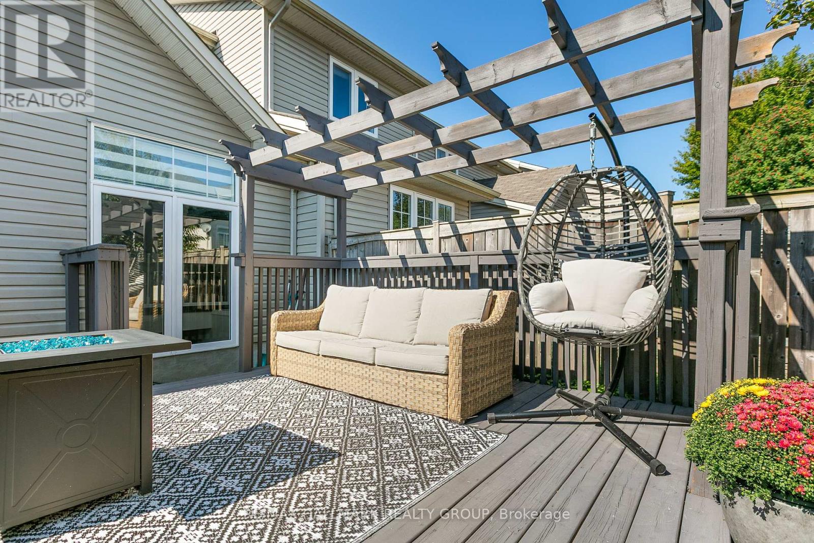 Photo 29 of 31 Saddlesmith Circle, Ottawa ON