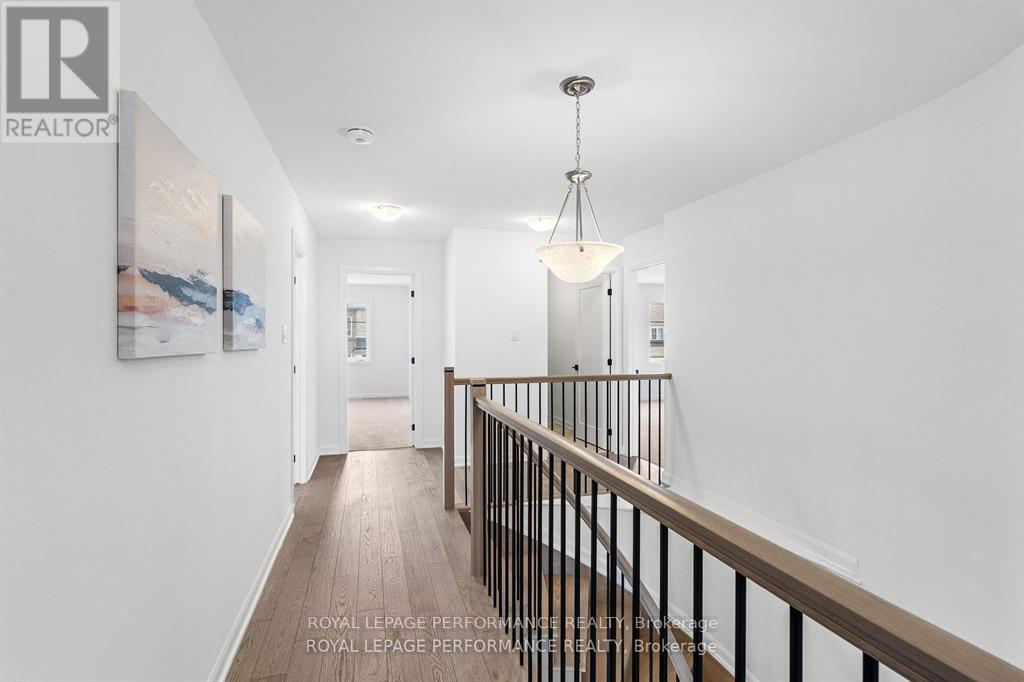 Photo 28 of 95 Ralph Erfle Way, Ottawa ON