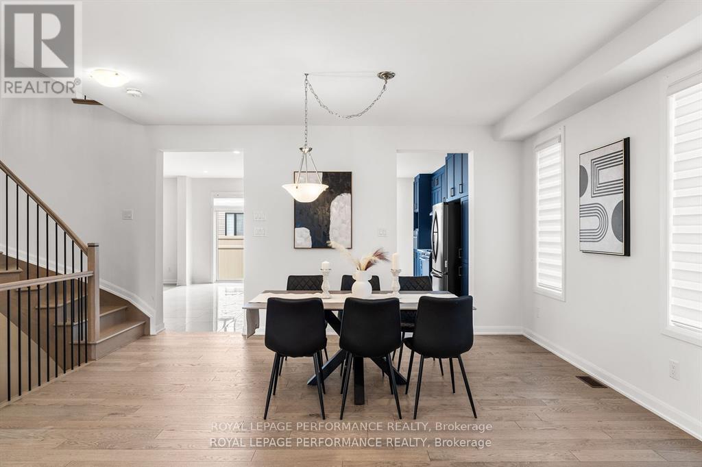 Photo 7 of 95 Ralph Erfle Way, Ottawa ON