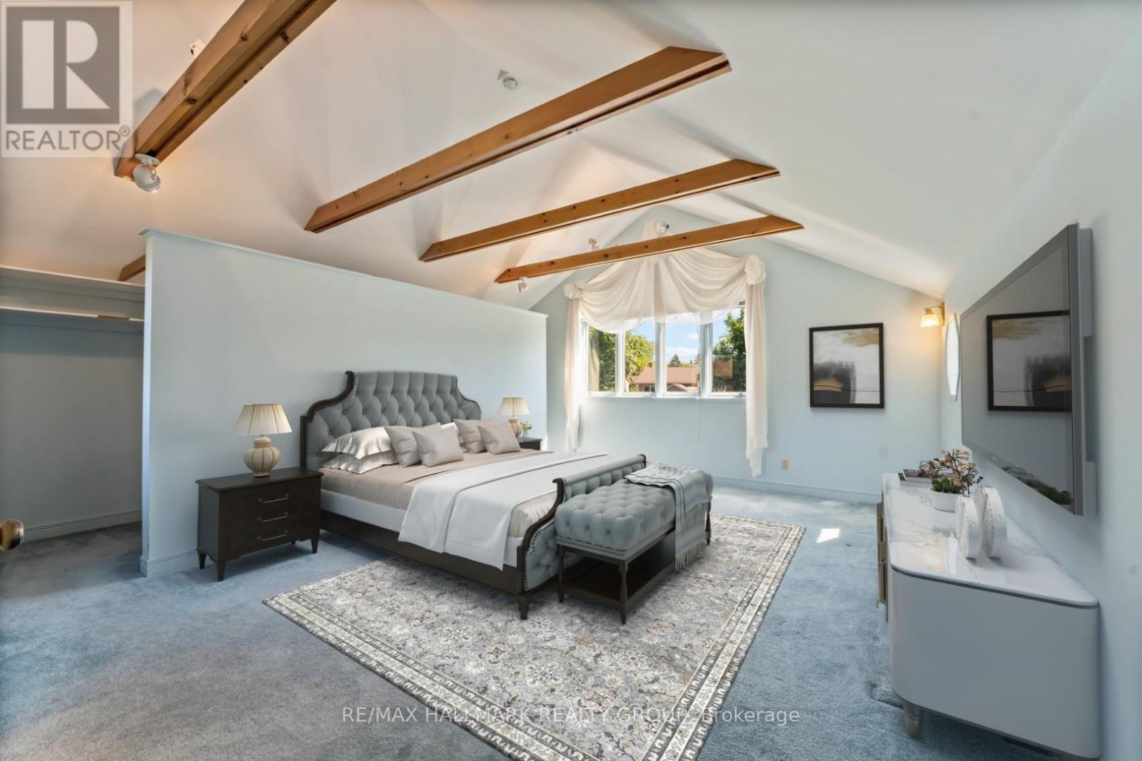 Photo 11 of 109 Country Club Drive, Ottawa ON