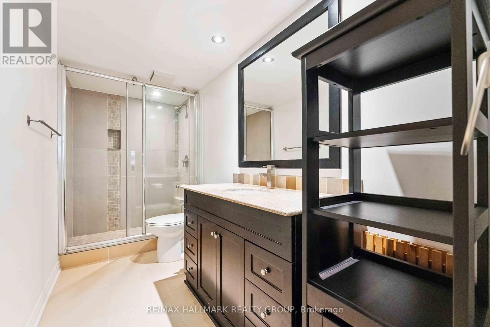 Photo 27 of 109 Country Club Drive, Ottawa ON
