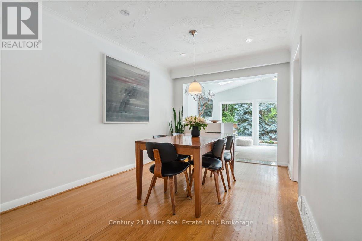 Photo 15 of 1129 Shaw Street, Oakville ON