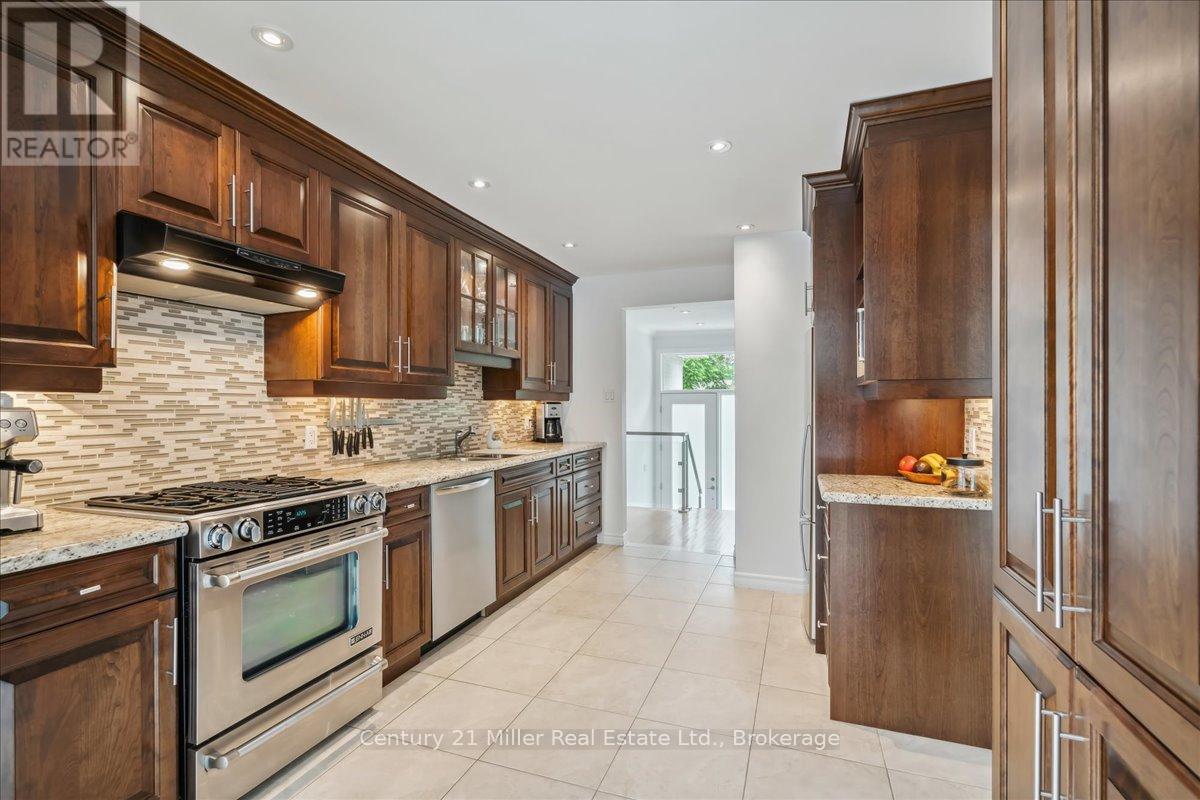 Photo 19 of 1129 Shaw Street, Oakville ON