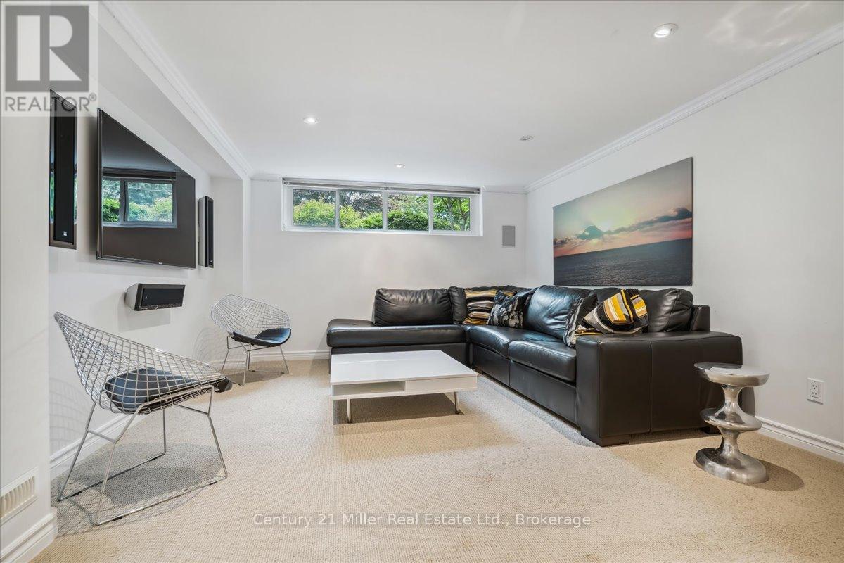Photo 26 of 1129 Shaw Street, Oakville ON