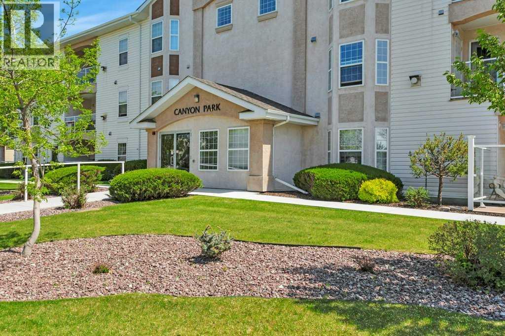 Photo 1 of 205 3501 49 Avenue, Red Deer AB