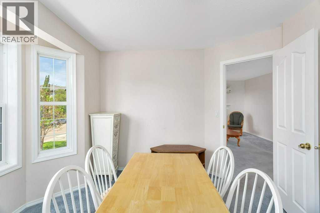 Photo 9 of 205 3501 49 Avenue, Red Deer AB