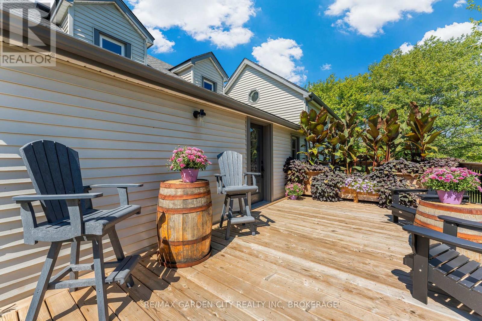 Photo 3 of 444 Webber Road, Pelham ON