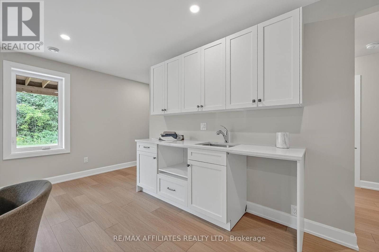 Photo 37 of 105 Rabb Street, Smiths Falls ON