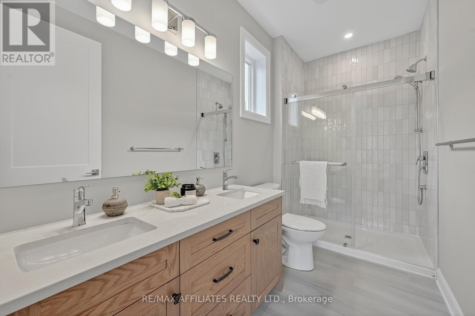 Photo 28 of 105 Rabb Street, Smiths Falls ON