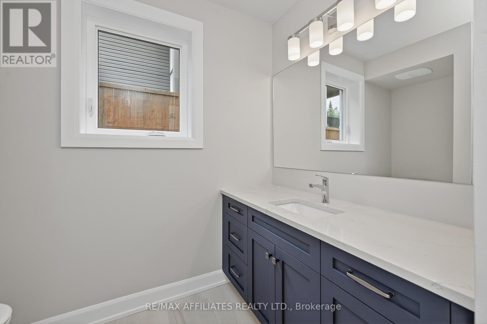 Photo 42 of 105 Rabb Street, Smiths Falls ON