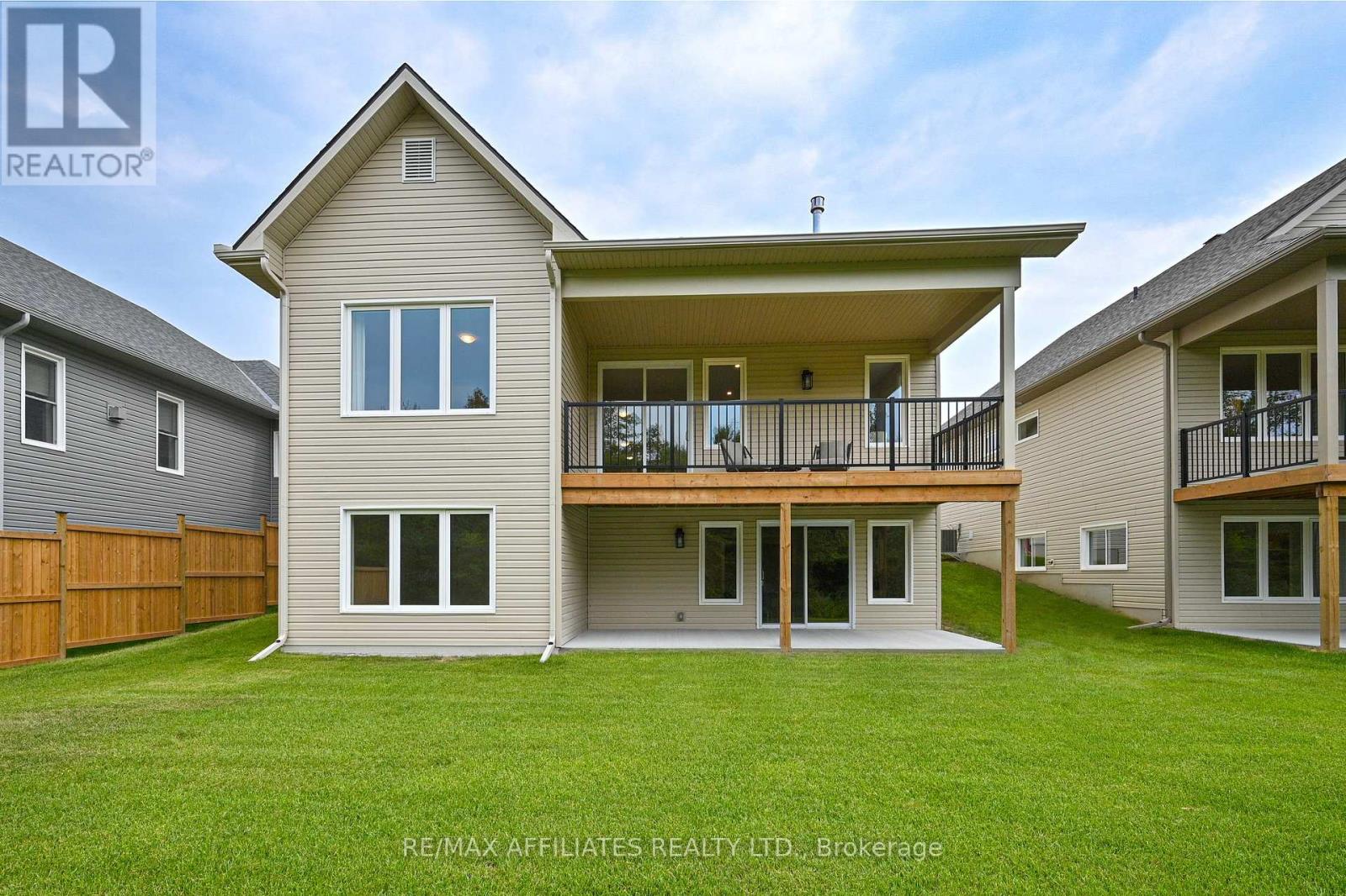 Photo 48 of 105 Rabb Street, Smiths Falls ON