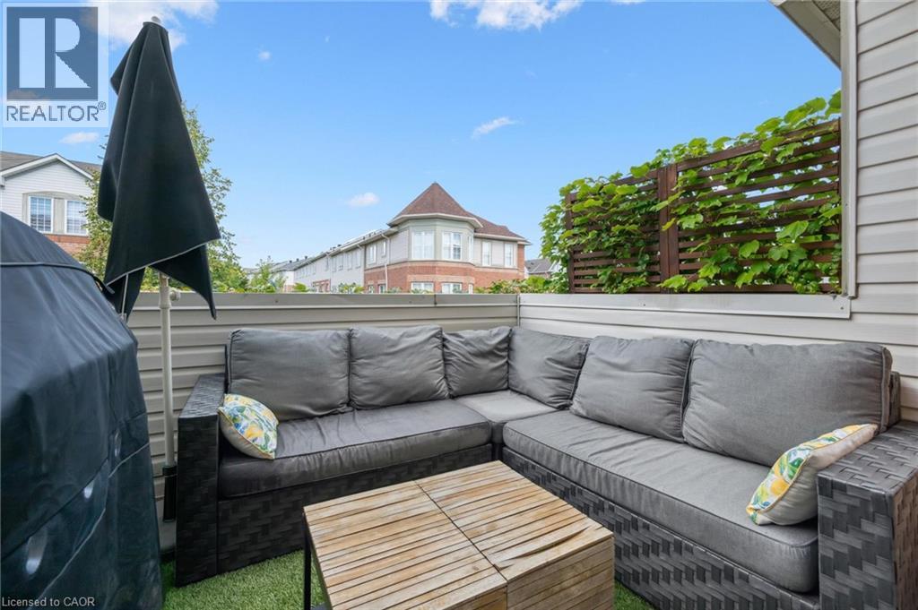 Photo 12 of 3030 Breakwater Court, Mississauga ON