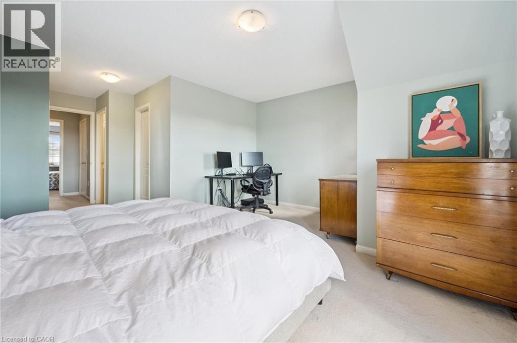 Photo 15 of 3030 Breakwater Court, Mississauga ON