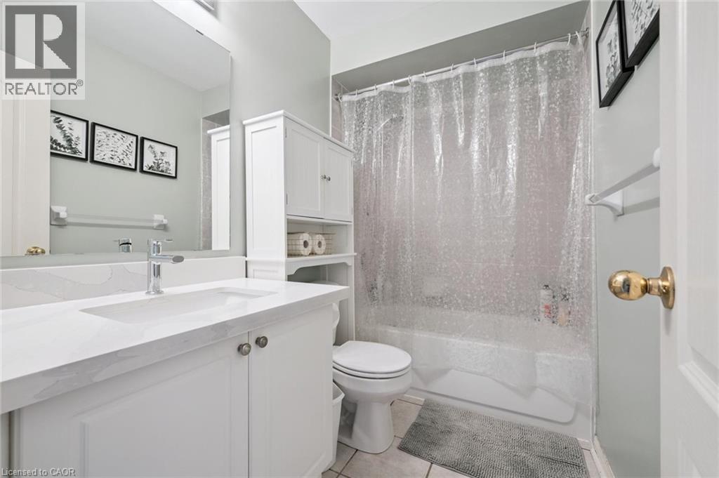 Photo 16 of 3030 Breakwater Court, Mississauga ON