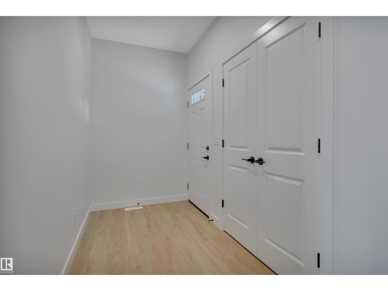 Photo 13 of 51 Ashbury Cr, Spruce Grove AB