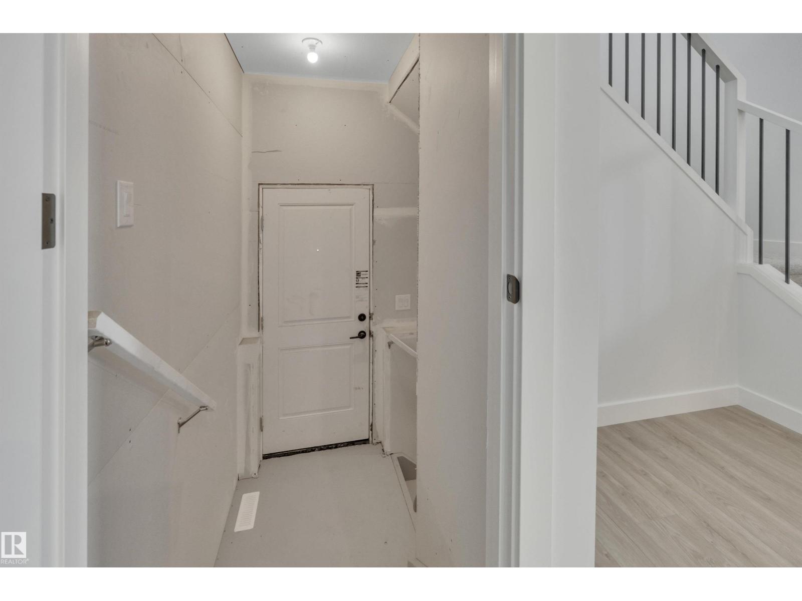 Photo 29 of 51 Ashbury Cr, Spruce Grove AB
