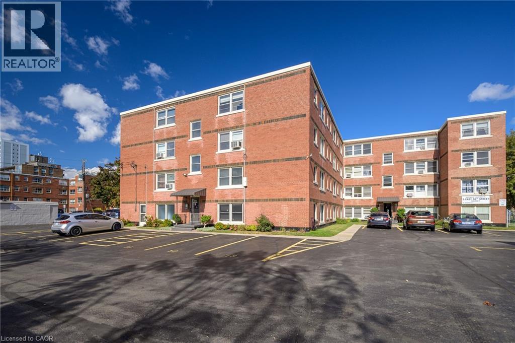 Photo 4 of 5 East 36th Street Unit 205 C, Hamilton ON