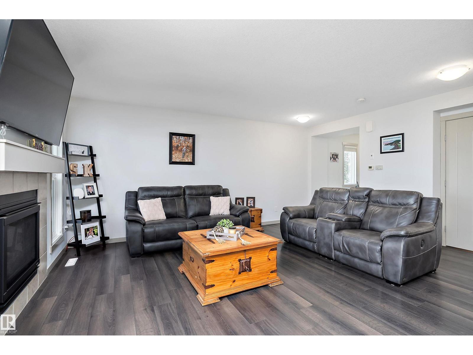 Photo 8 of 1817 Westerra Lo, Stony Plain AB