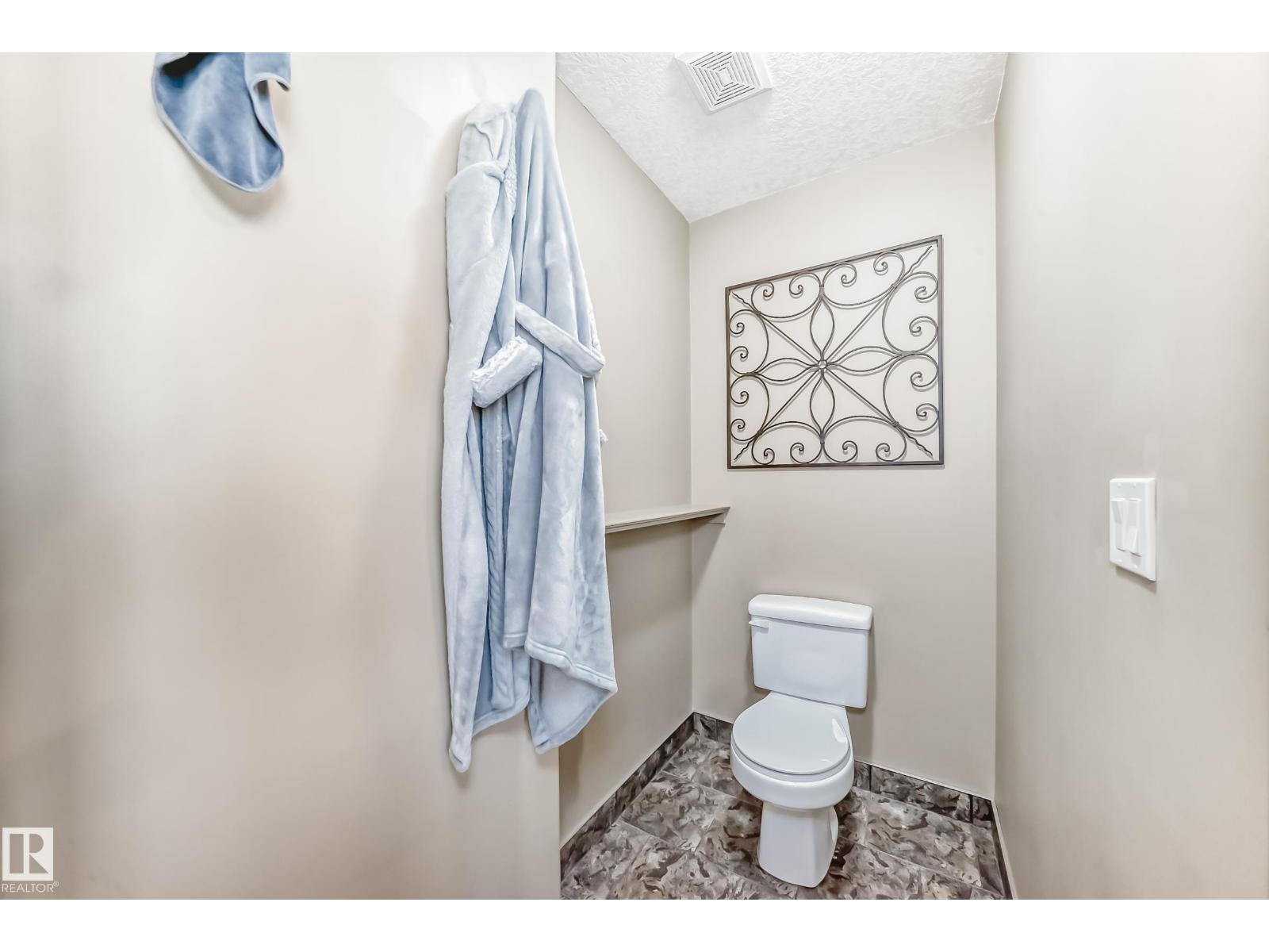 Photo 41 of 52 Pointe Masson, Beaumont AB