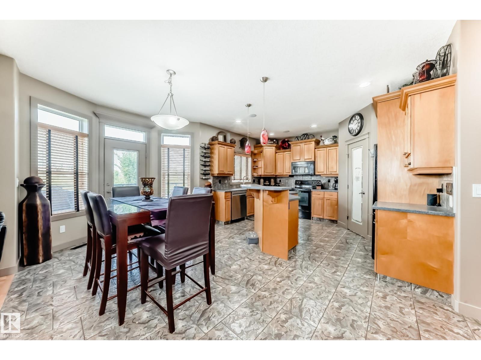 Photo 19 of 52 Pointe Masson, Beaumont AB