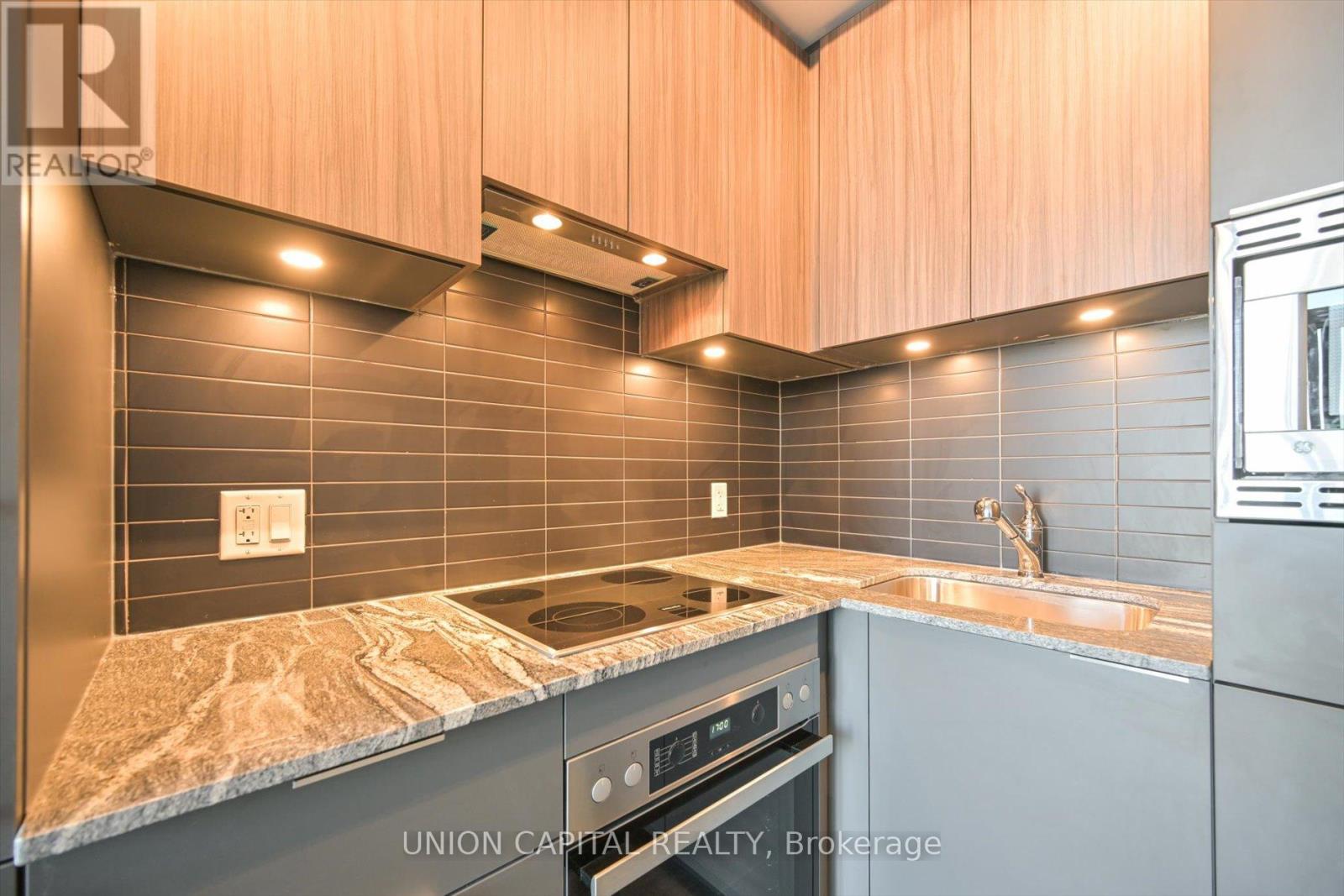 Photo 5 of 715 50 Oneill Road, Toronto ON