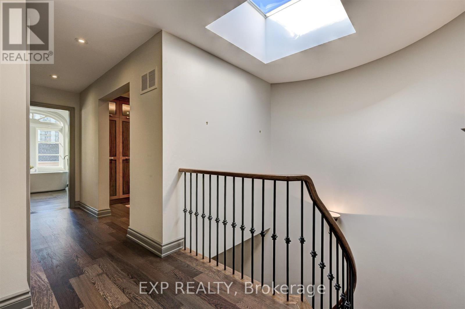 Photo 21 of 13 Balmoral Avenue, Toronto ON