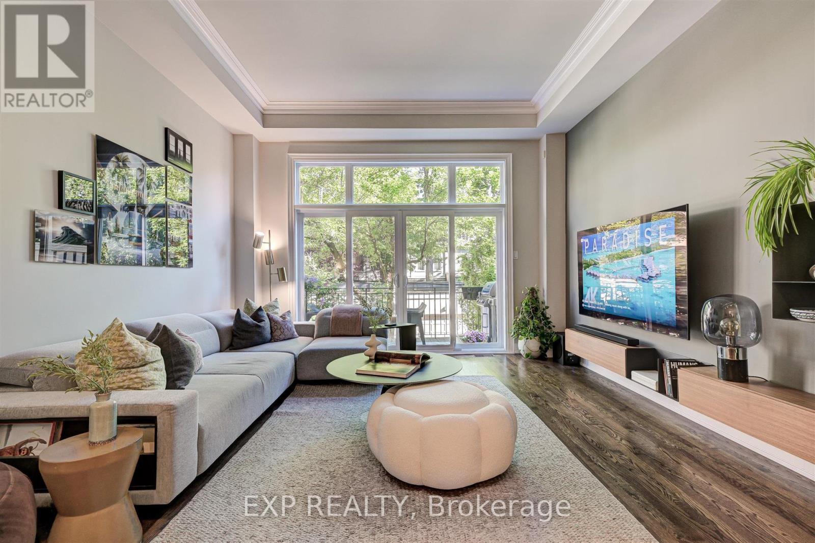 Photo 7 of 13 Balmoral Avenue, Toronto ON