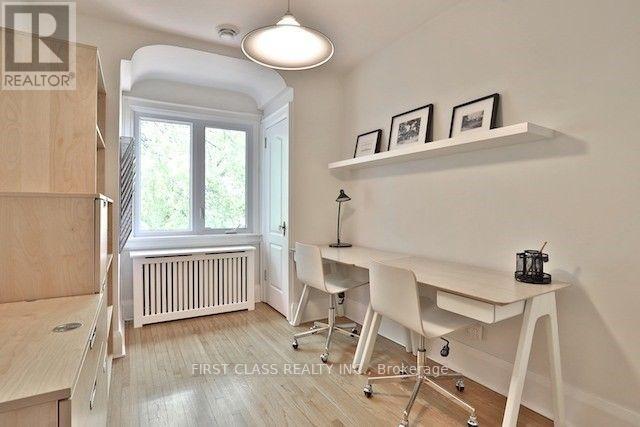 Photo 15 of 262 Castlefield Avenue, Toronto ON