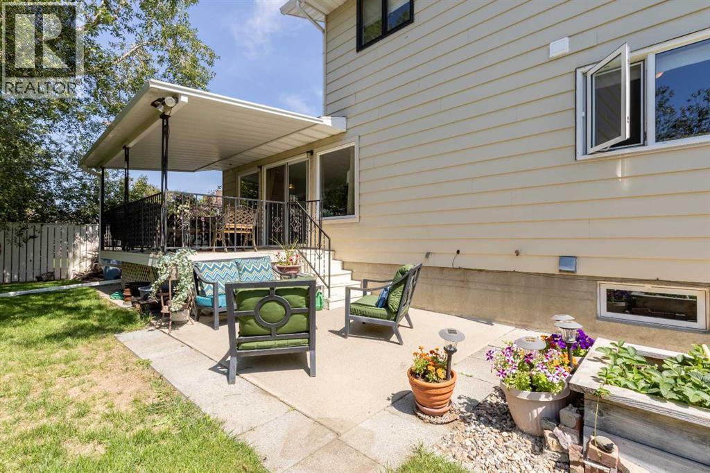 Photo 36 of 2230 41 Street S, Lethbridge AB