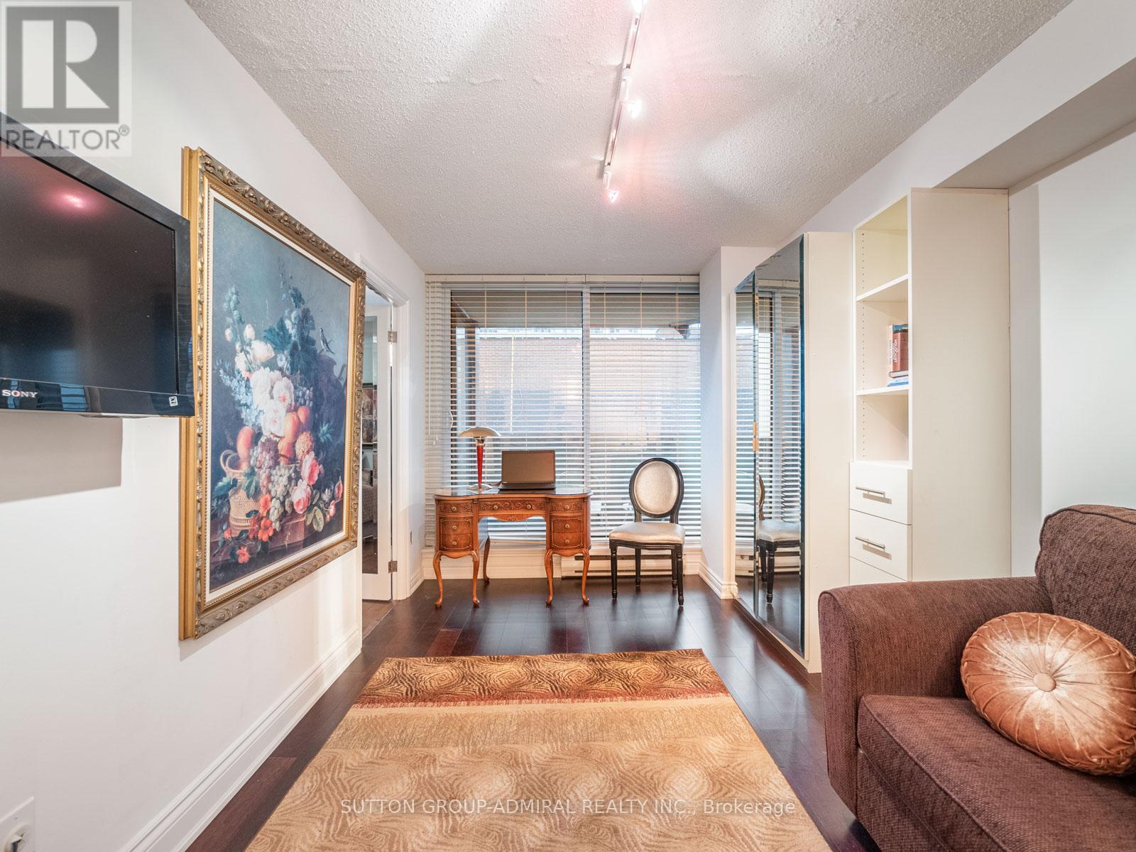 Photo 26 of 210 65 Spring Garden Avenue, Toronto ON
