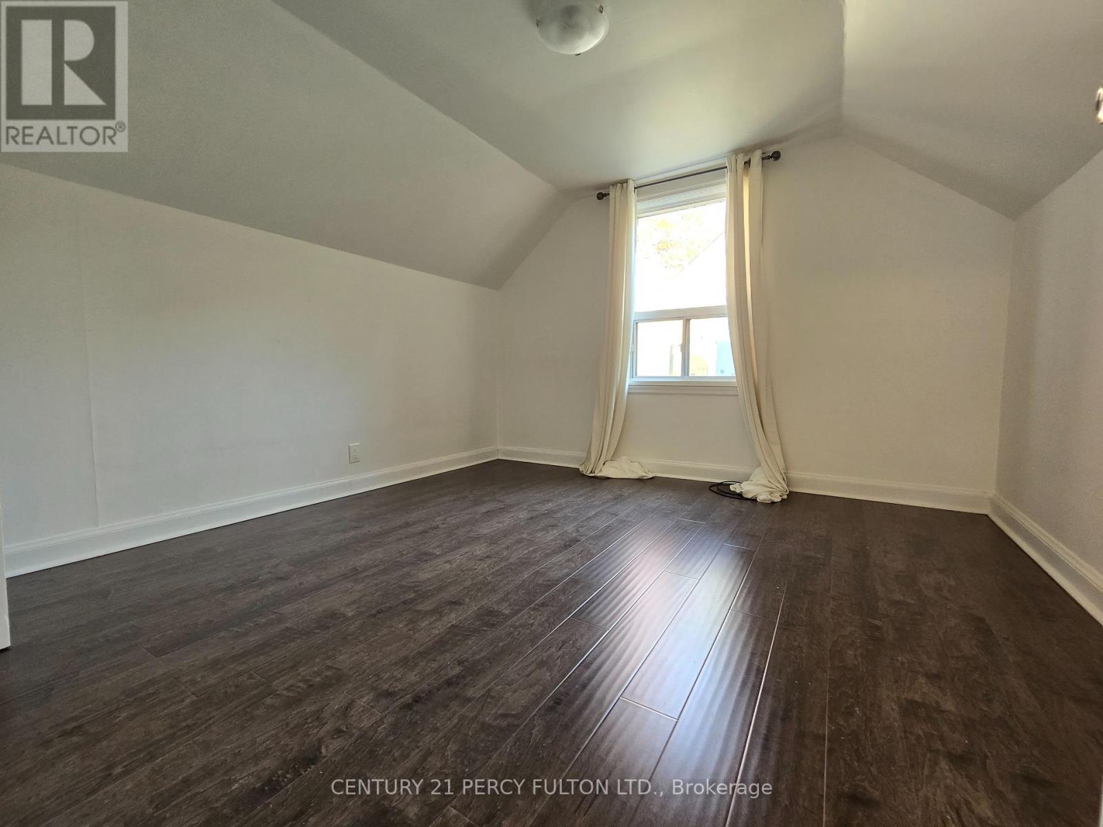 Photo 13 of 109 Norton Avenue, Toronto ON